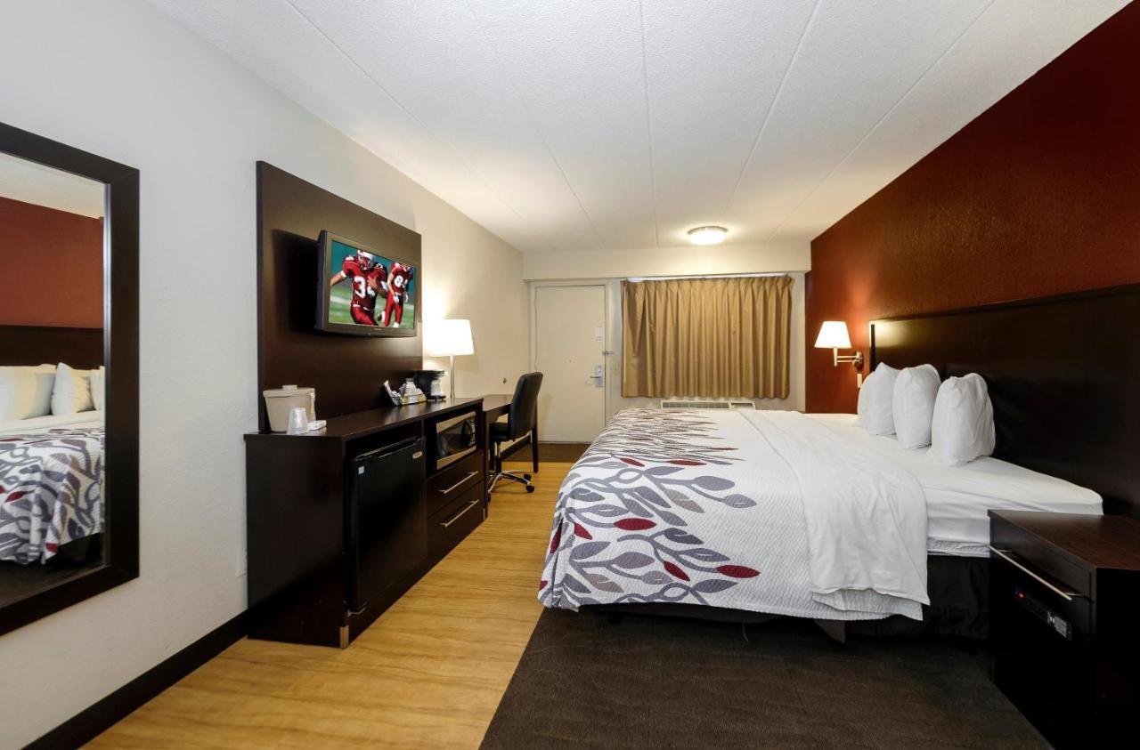 Red Roof Inn Lansing East - Msu Zewnętrze zdjęcie