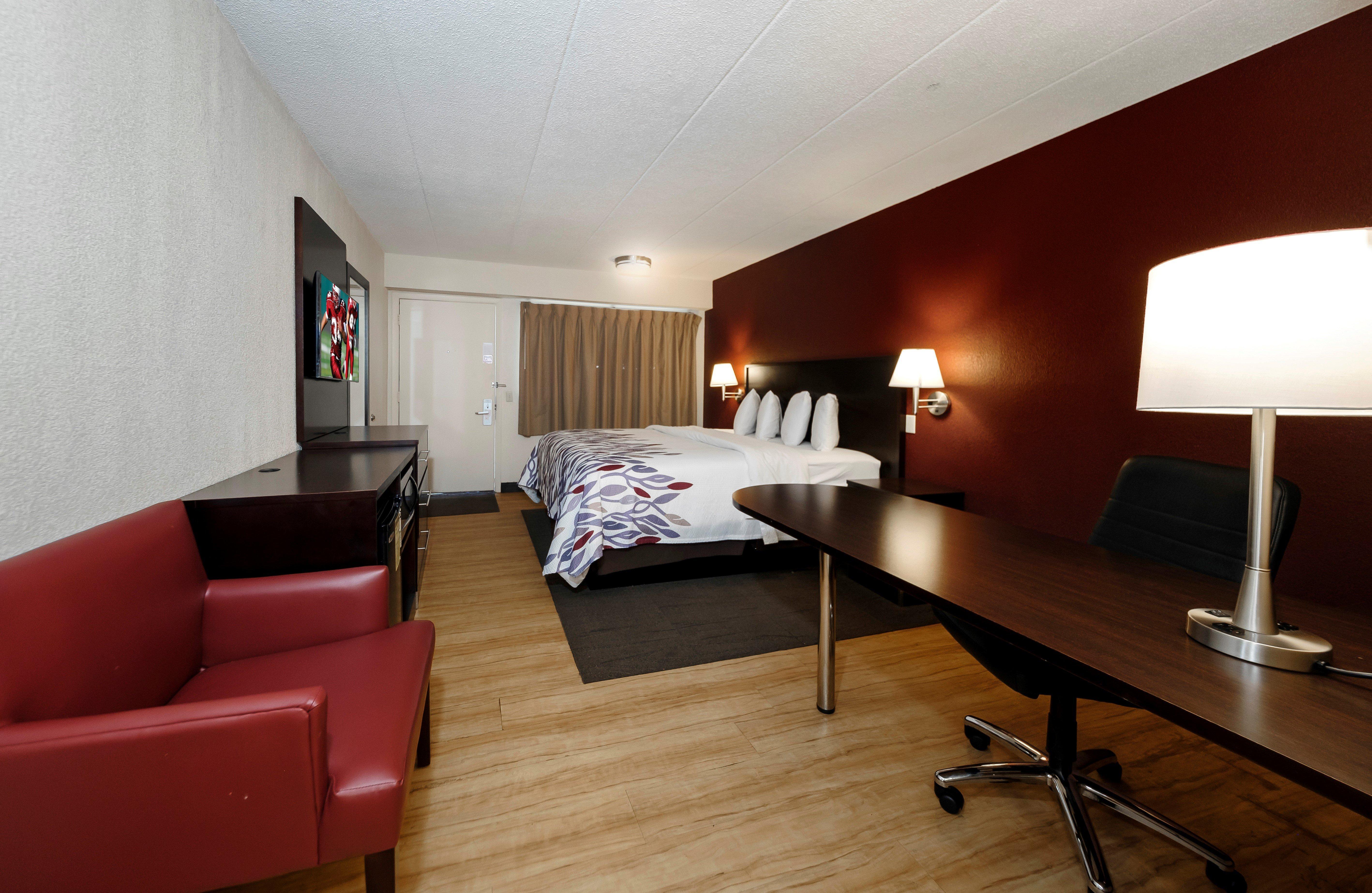Red Roof Inn Lansing East - Msu Zewnętrze zdjęcie